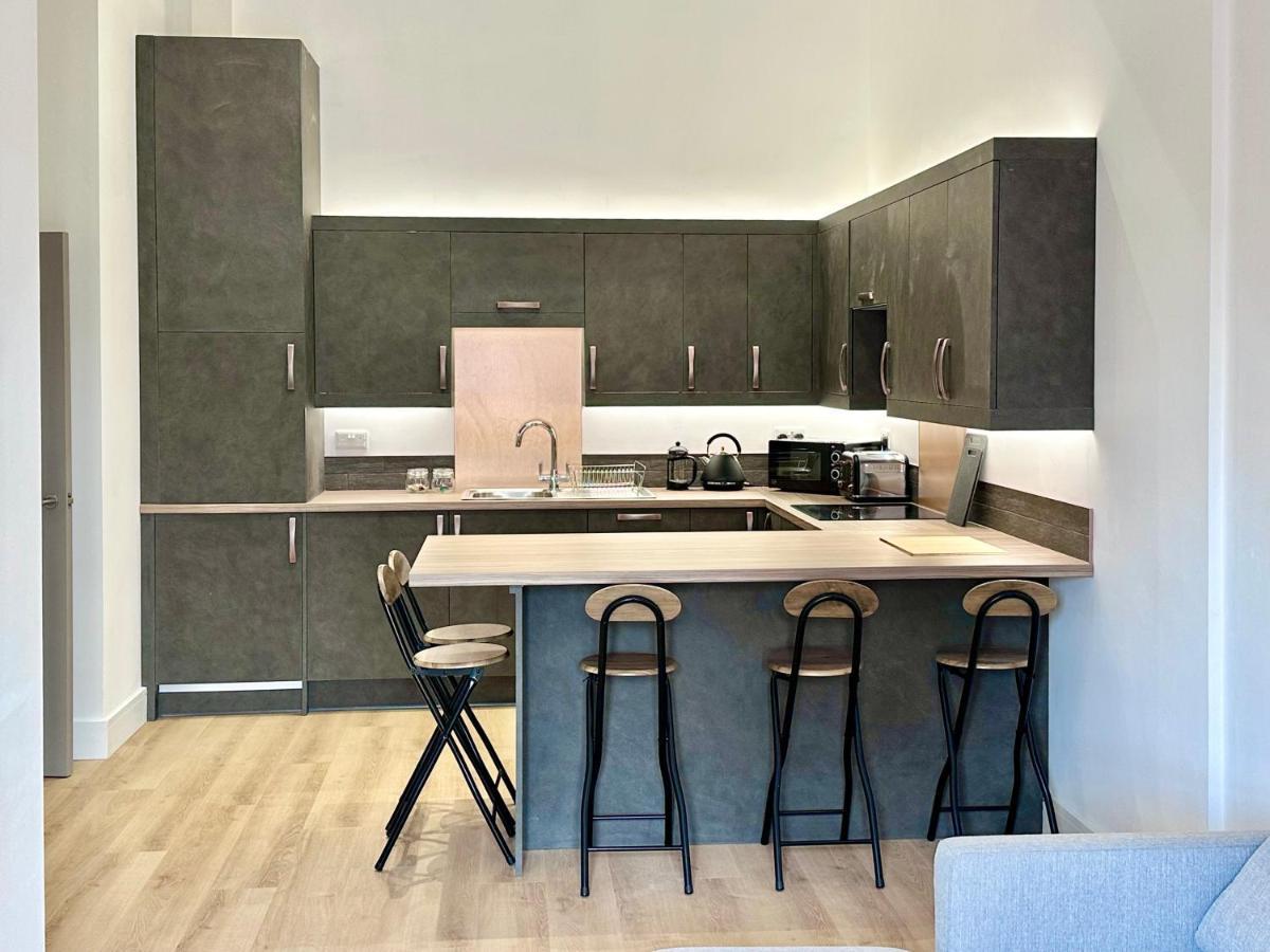 Fountain Apartment No 2 With Free Parking ยอร์ค ภายนอก รูปภาพ