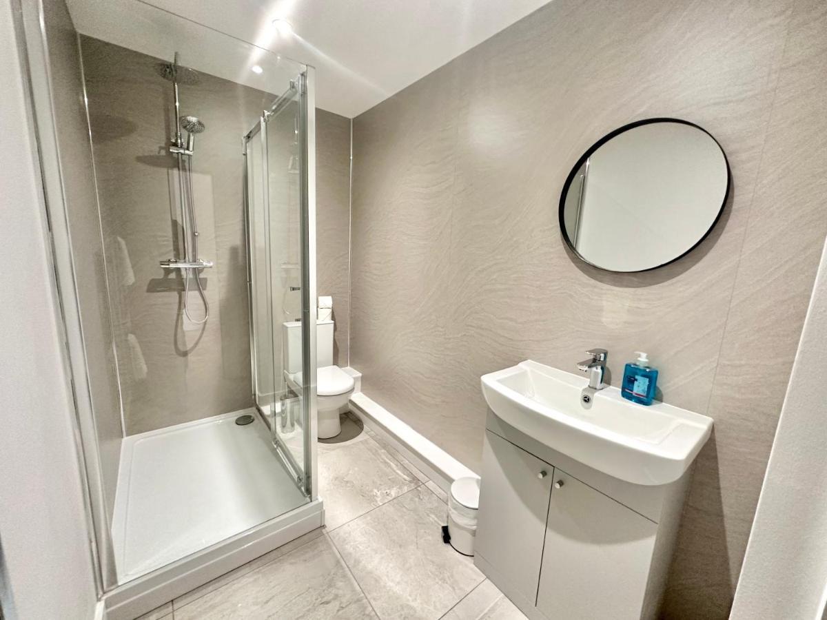 Fountain Apartment No 2 With Free Parking ยอร์ค ภายนอก รูปภาพ